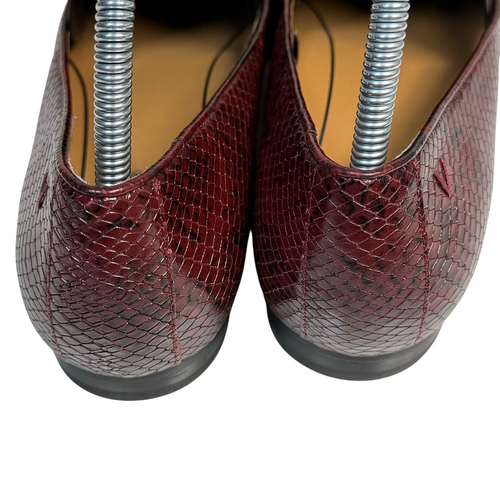 Vionic Willa Boa Burgundy Snakeskin Leather Pointed Toe Loafers Shoes Womens 9 - Picture 8 of 12